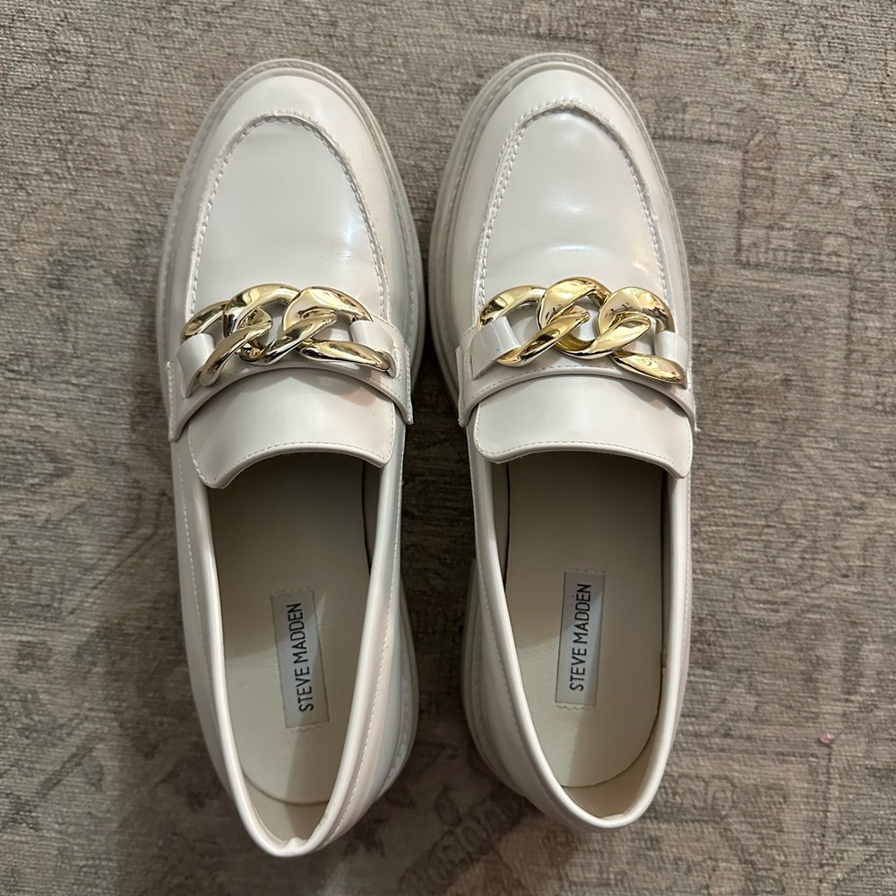 White Steve Madden loafers. Worn once.